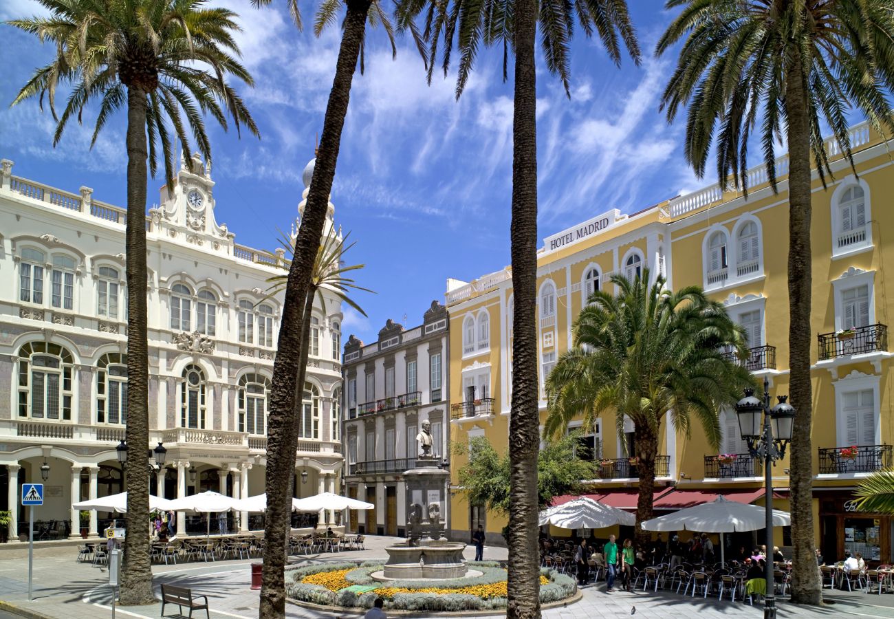Casa en Las Palmas de Gran Canaria - Great balcony over blue sea By CanariasGetaway 