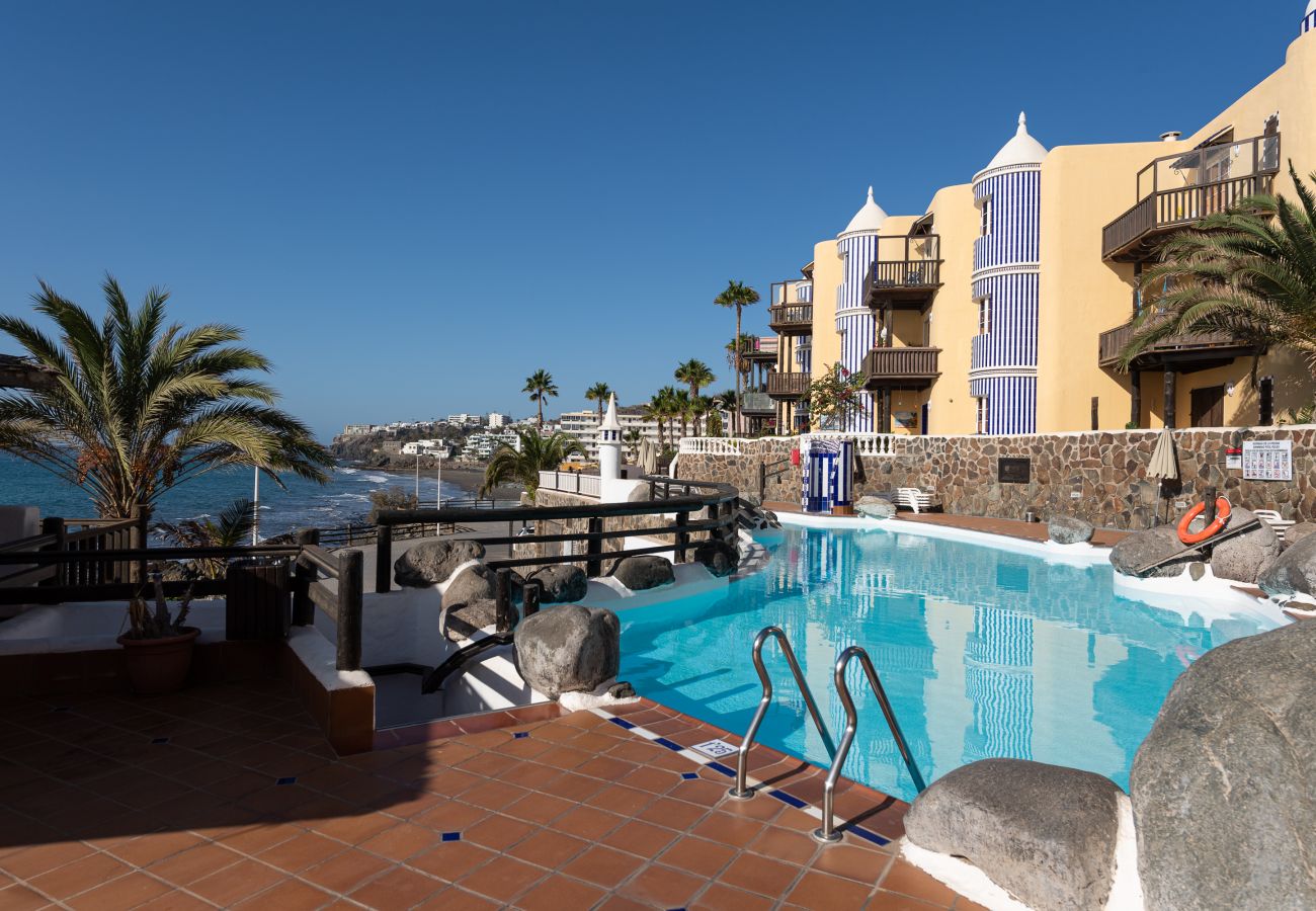 Casa en Bahia Feliz - Cute next to beach & pool- P27 By CanariasGetaway 