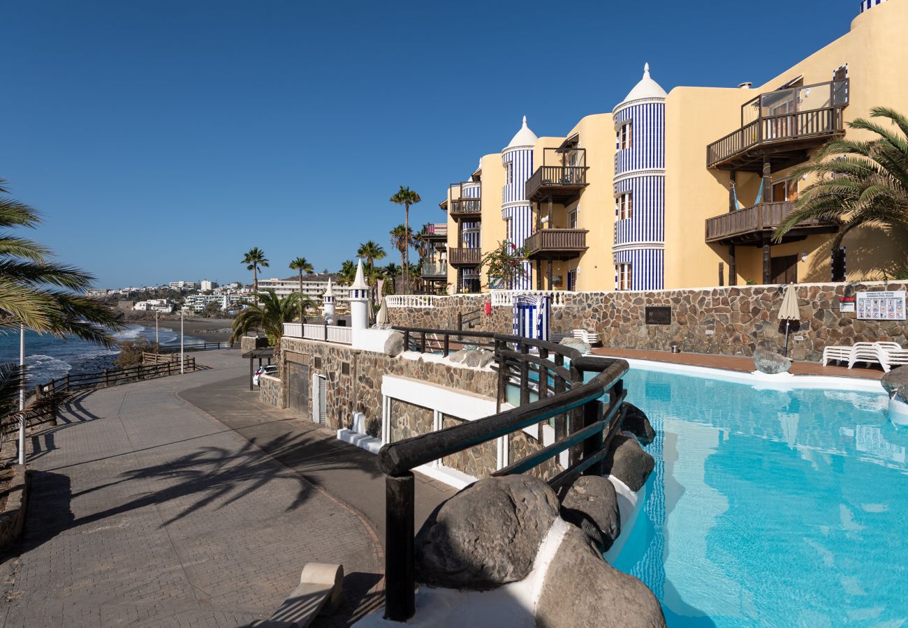 Casa en Bahia Feliz - Cute next to beach & pool- P27 By CanariasGetaway 