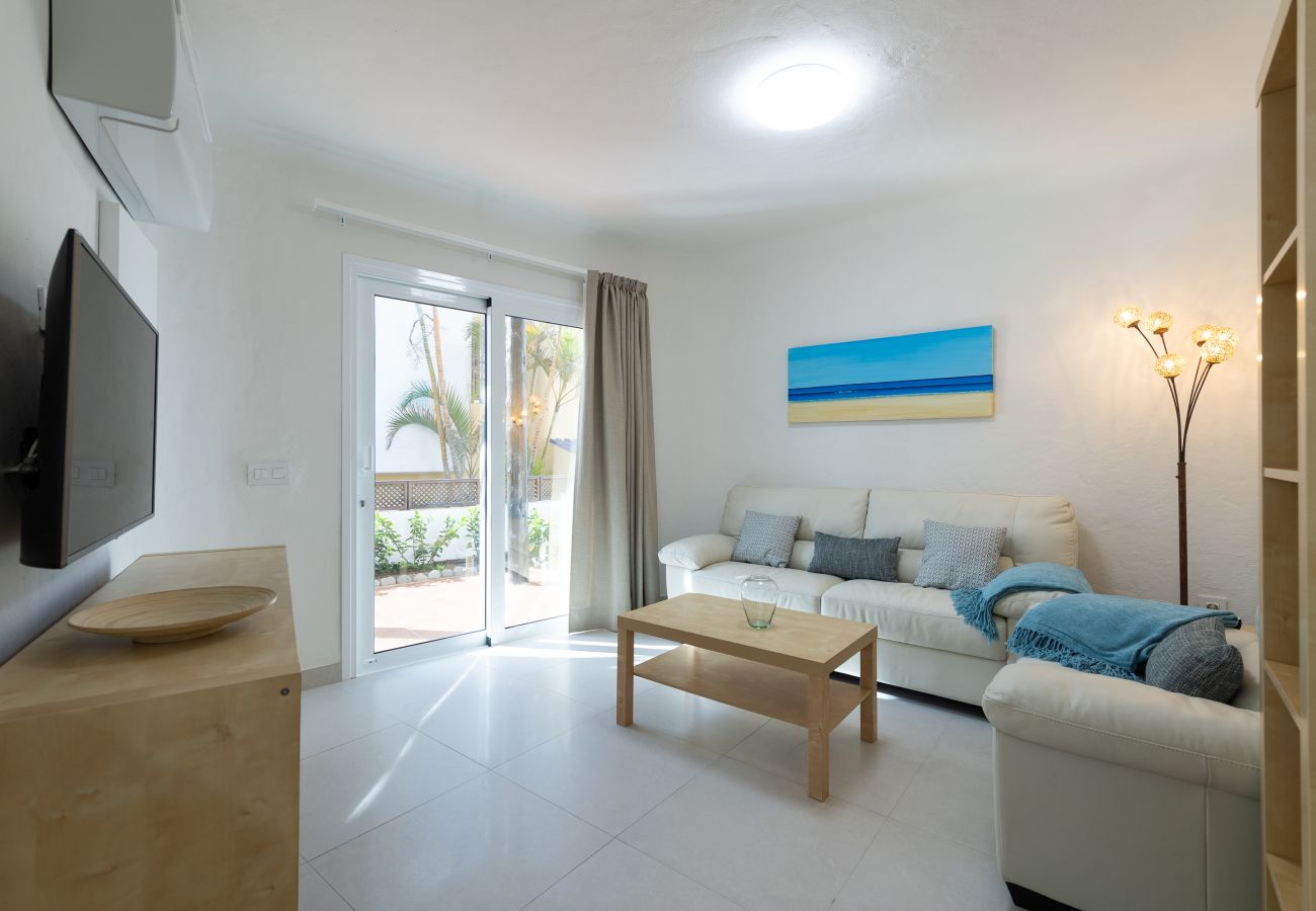 Casa en Bahia Feliz - Cute next to beach & pool- P27 By CanariasGetaway 