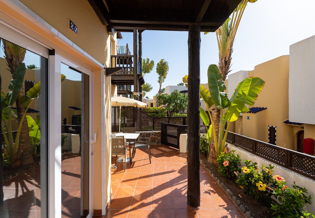 Casa en Bahia Feliz - Cute next to beach & pool- P27 By CanariasGetaway 
