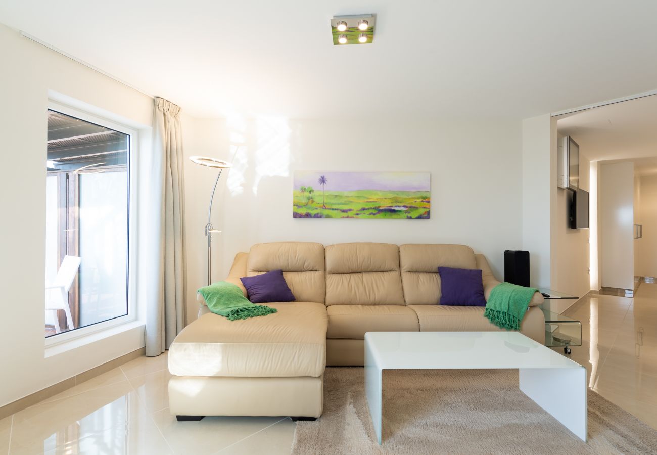 Casa en Bahia Feliz - Luxury apartment sea views by CanariasGetaway