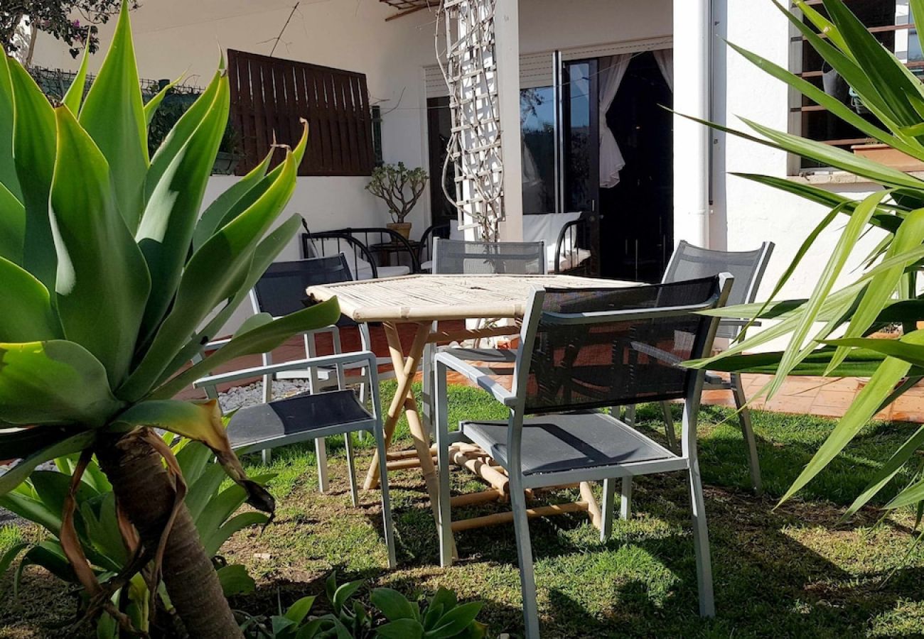 Apartamento en Albufeira - Cozy Garden T2 near the beach