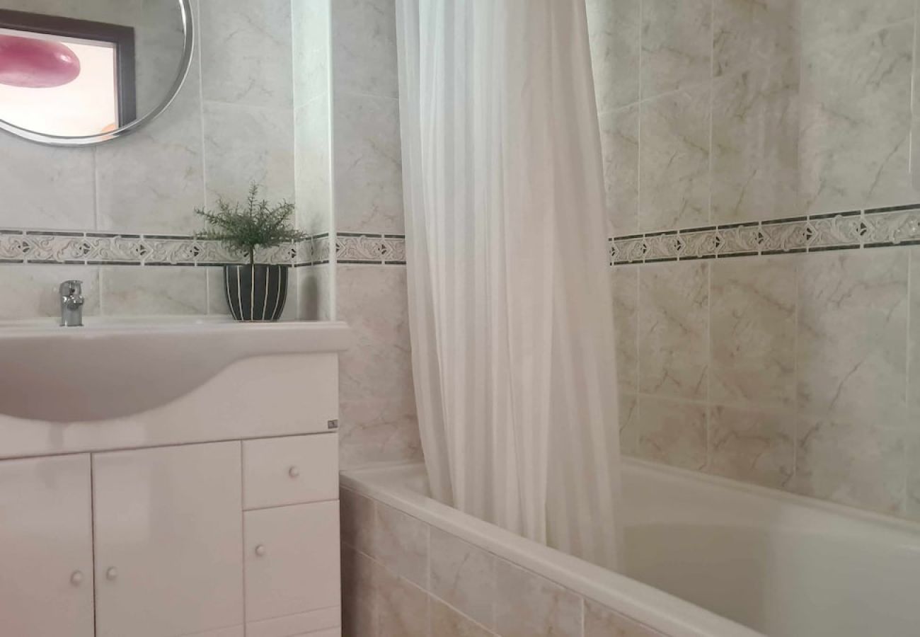 Villa en Albufeira - Villa na Galé Tranquila 5m da praia