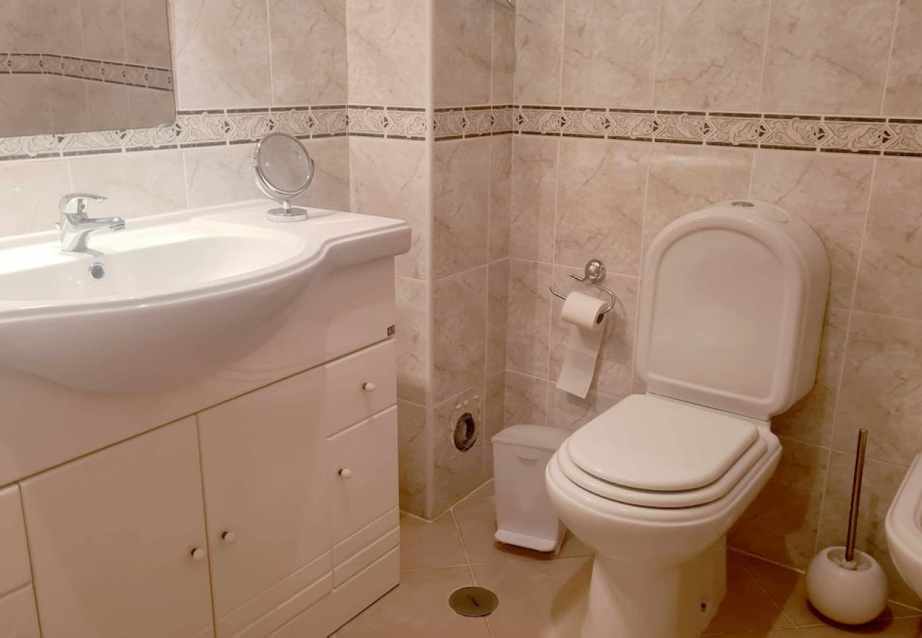 Villa en Albufeira - Villa na Galé Tranquila 5m da praia