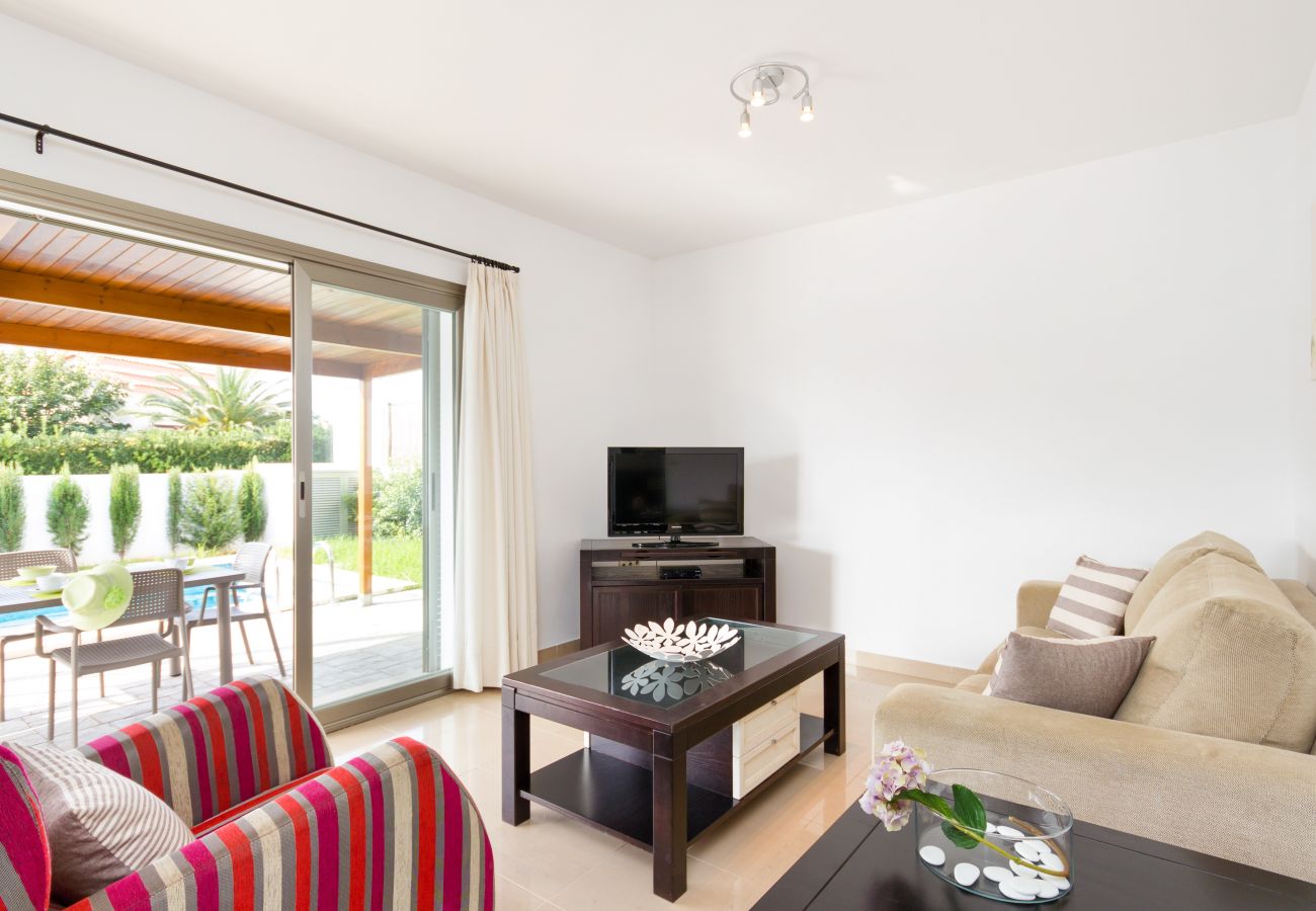 Villa en Cala´n Bosch - Villa Melody by Escape Home