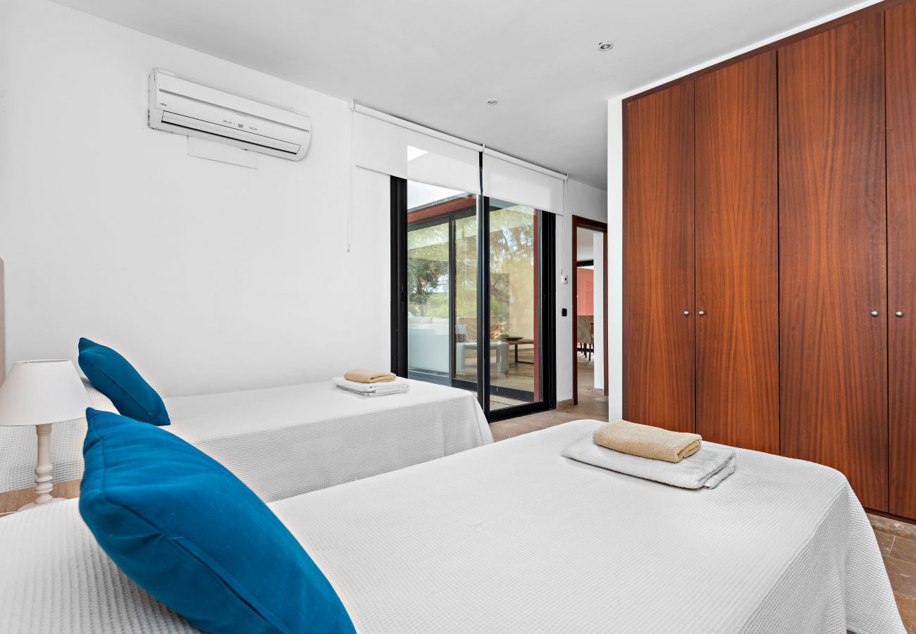 Villa en Binibeca - Villa Rosa by Escape Home