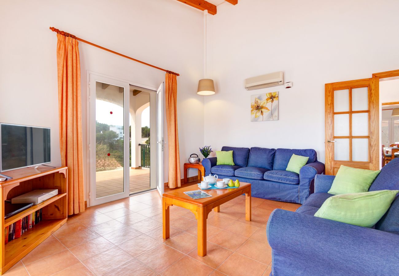 Villa en Calan Porter - Villa Olga by Escape Home