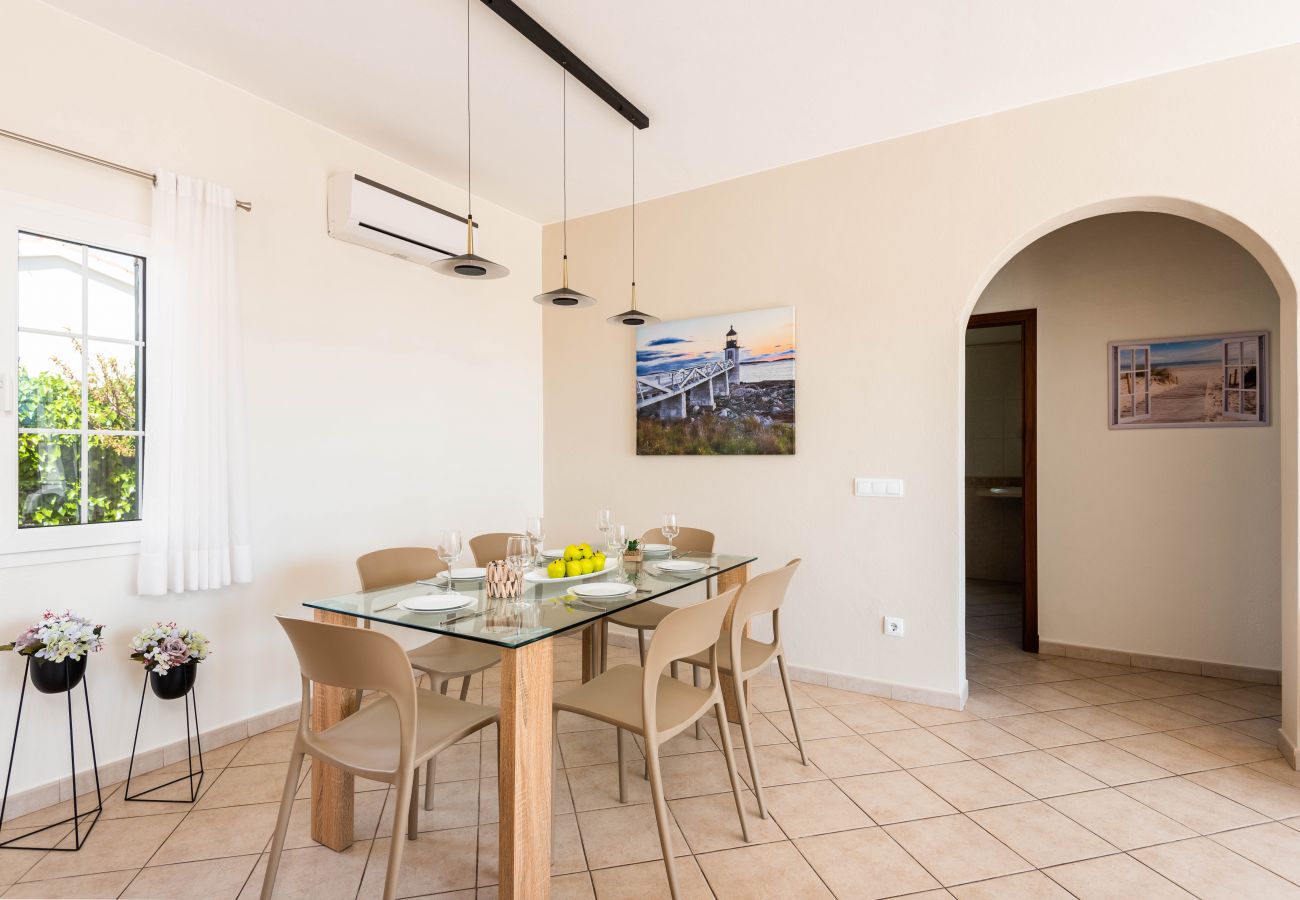 Villa en Alaior - Villa Sara by Escape Home