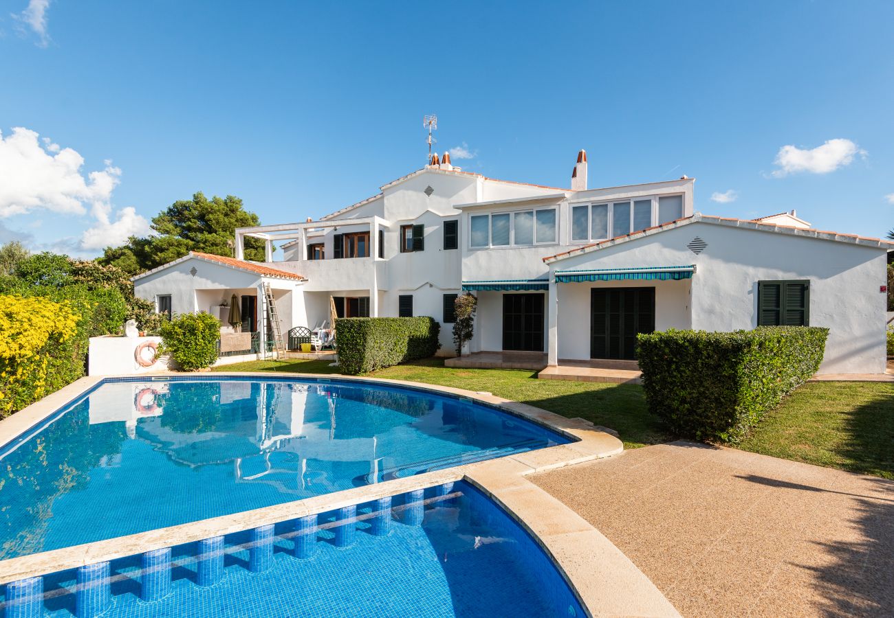 Piscina jardín