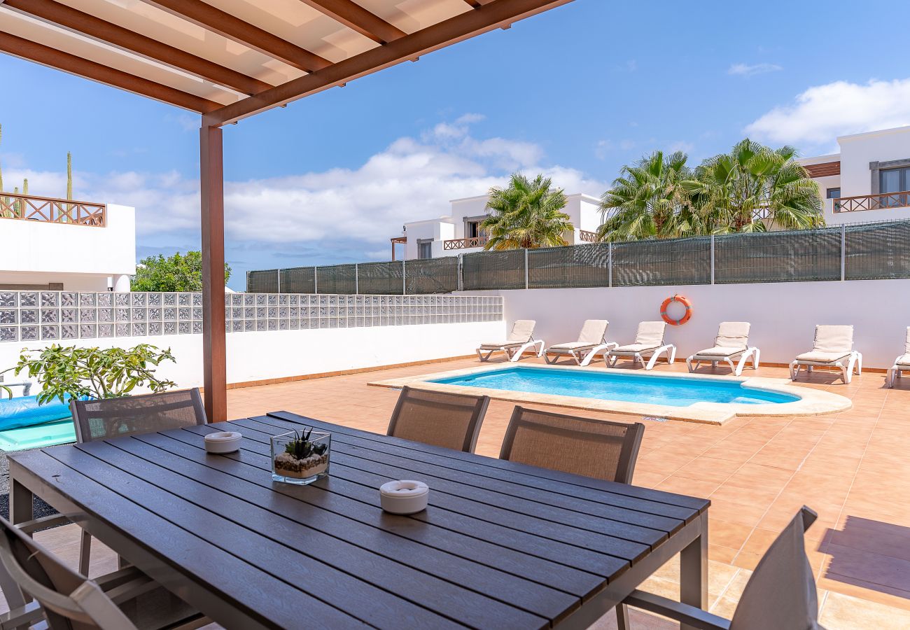 Villa en Playa Blanca - Villa El Varadero by EscapeHome