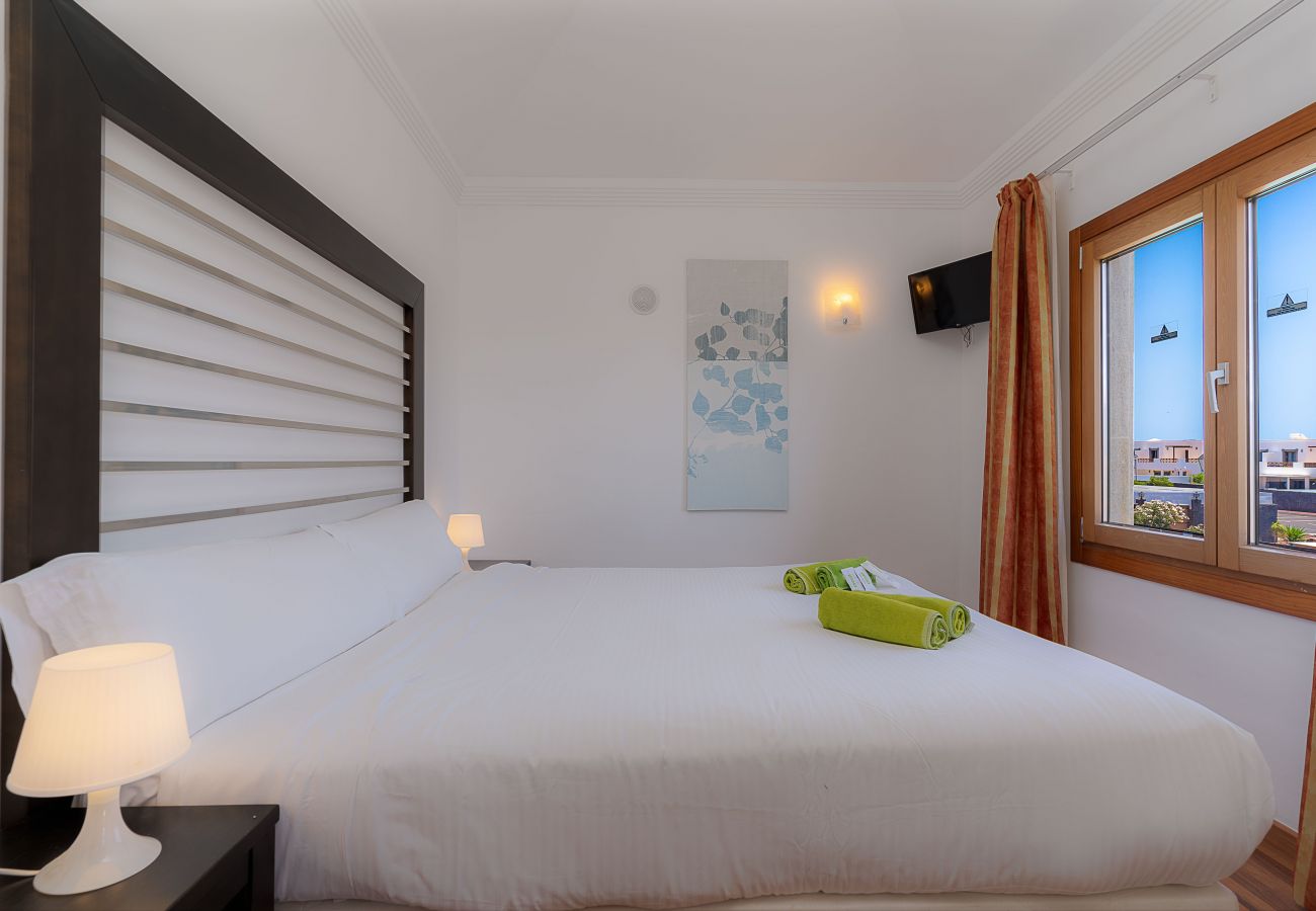 Villa en Playa Blanca - Villas Camelot by EscapeHome