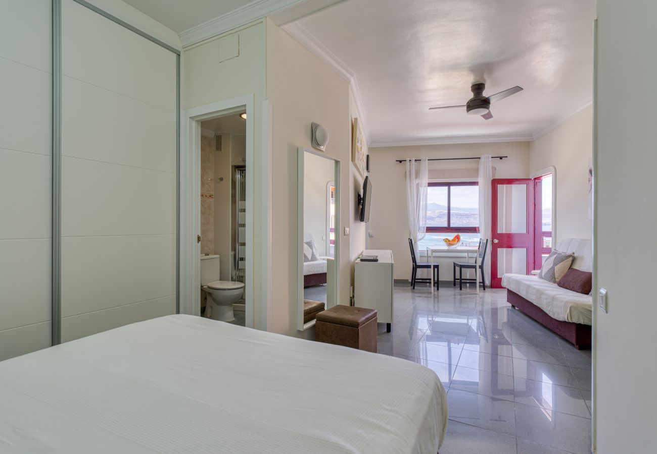 Casa en Las Palmas de Gran Canaria - Beachfront corner By CanariasGetaway