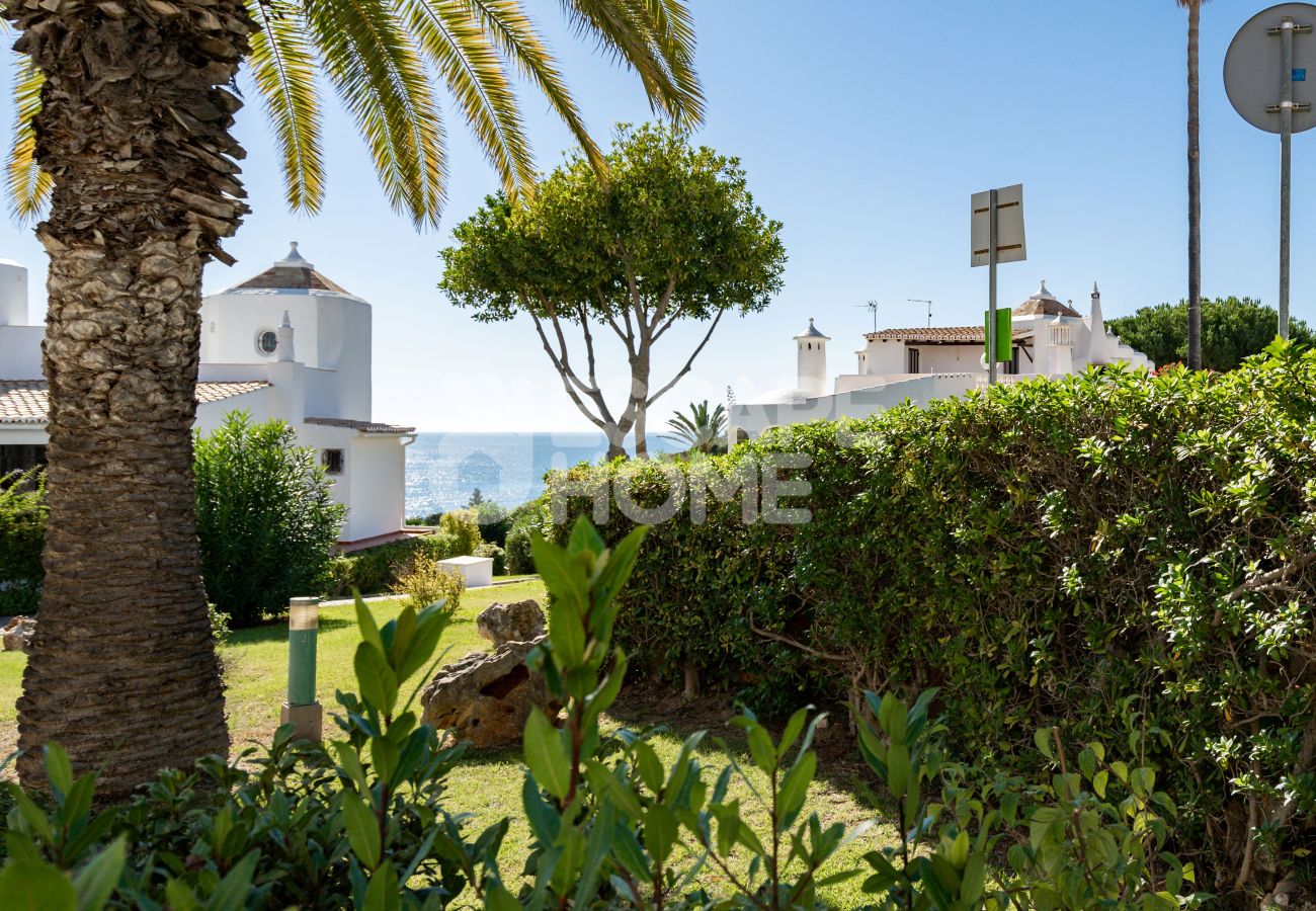 Casa adosada en Porches - Casa do Levante by Escape Home