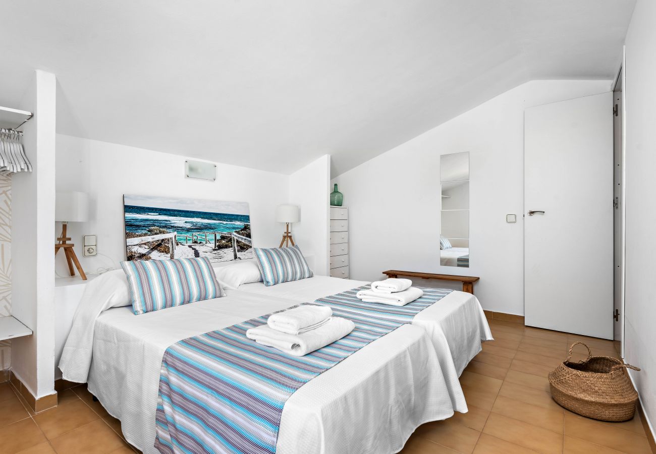 Villa en Cala´n Blanes - Villa Calan Brut 51 by Escape Home