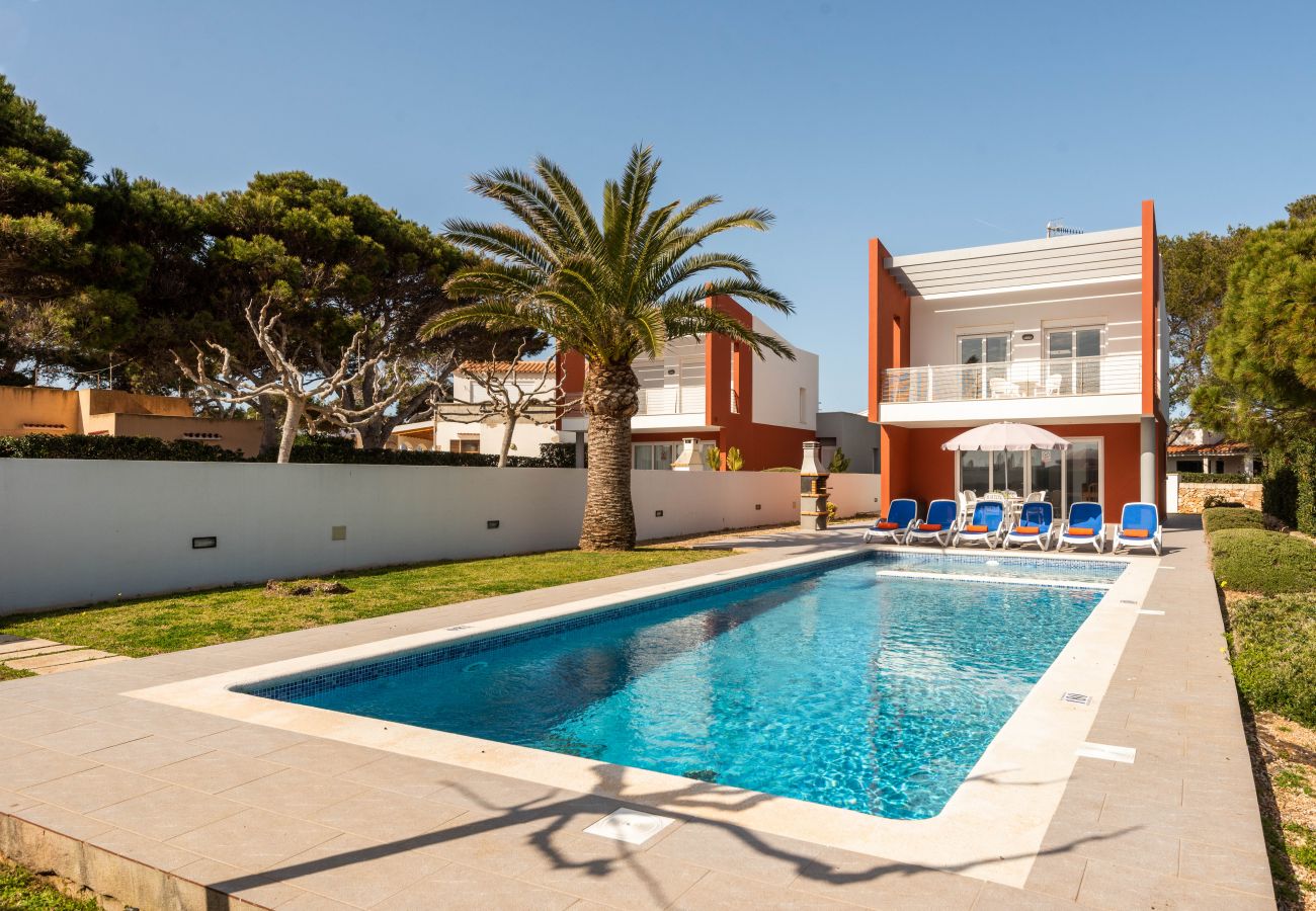 Villa en Cala´n Bosch - Villa Emily by Escape Home