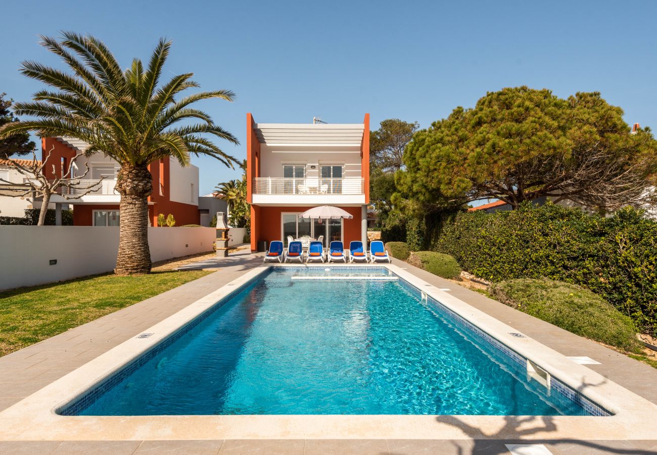 Villa en Cala´n Bosch - Villa Emily by Escape Home
