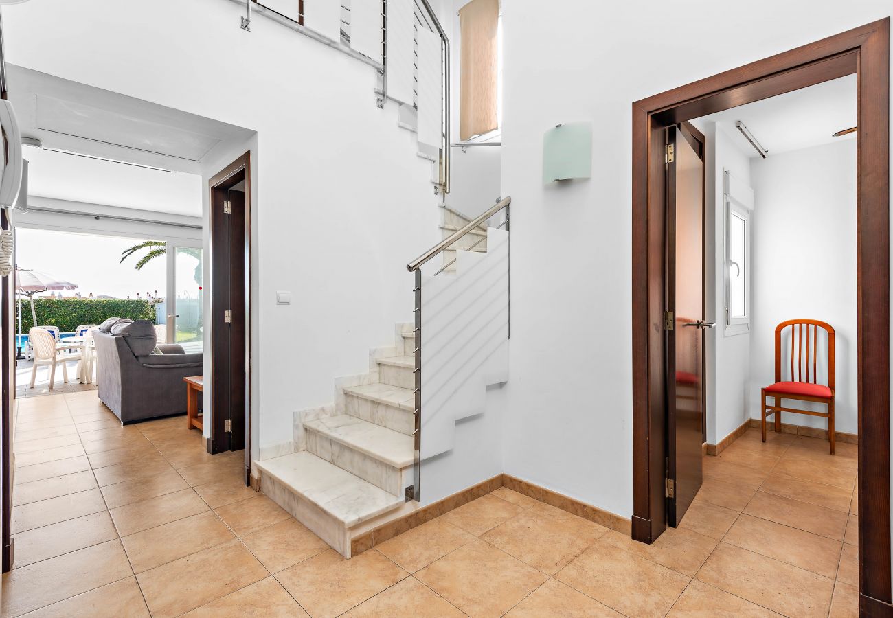 Villa en Cala´n Bosch - Villa Emily by Escape Home