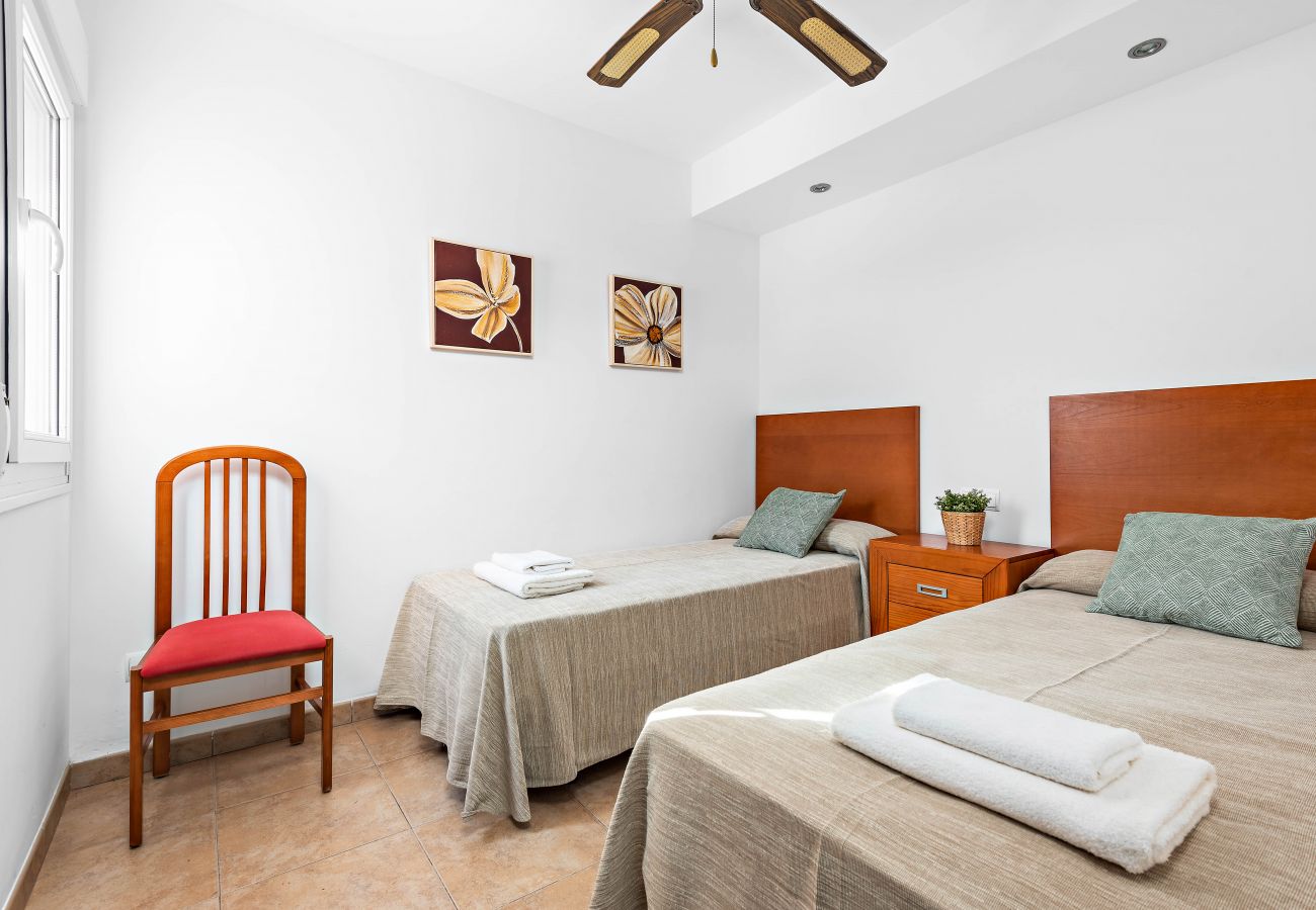 Villa en Cala´n Bosch - Villa Emily by Escape Home