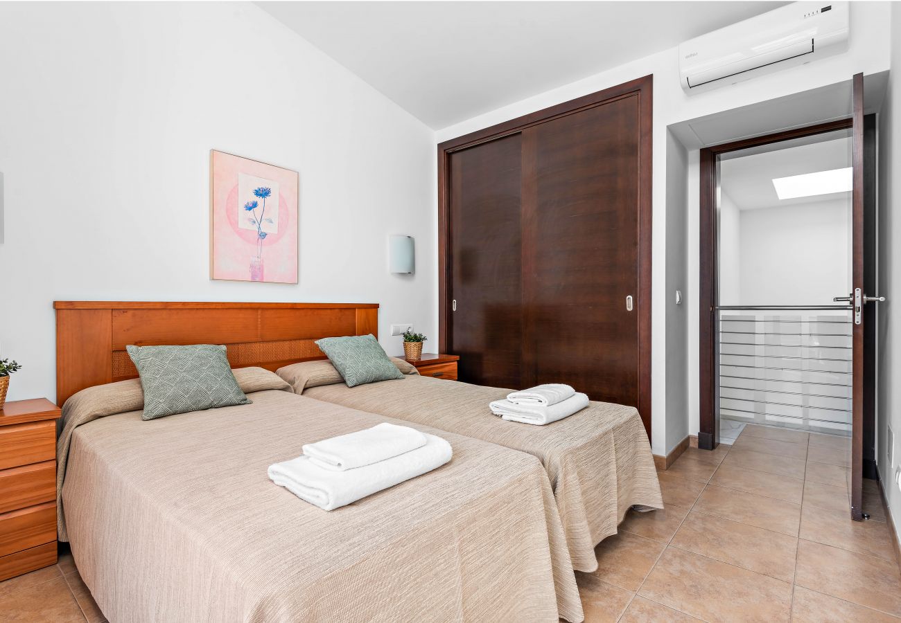 Villa en Cala´n Bosch - Villa Emily by Escape Home