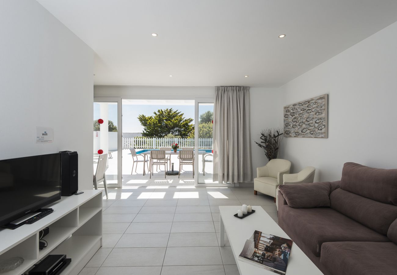 Villa en Cala´n Bosch - Villa Feli by EscapeHome