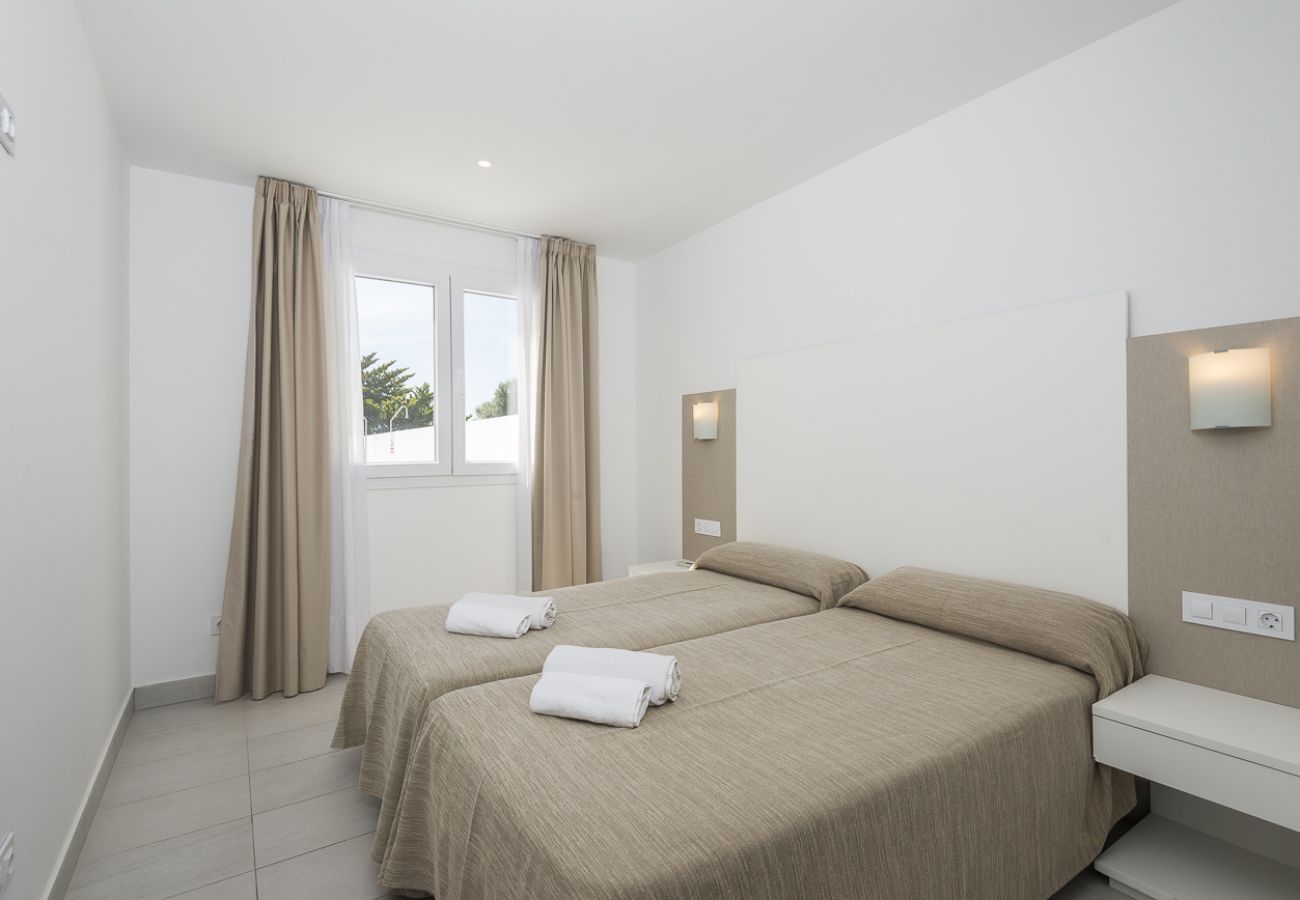 Villa en Cala´n Bosch - Villa Tomi by EscapeHome