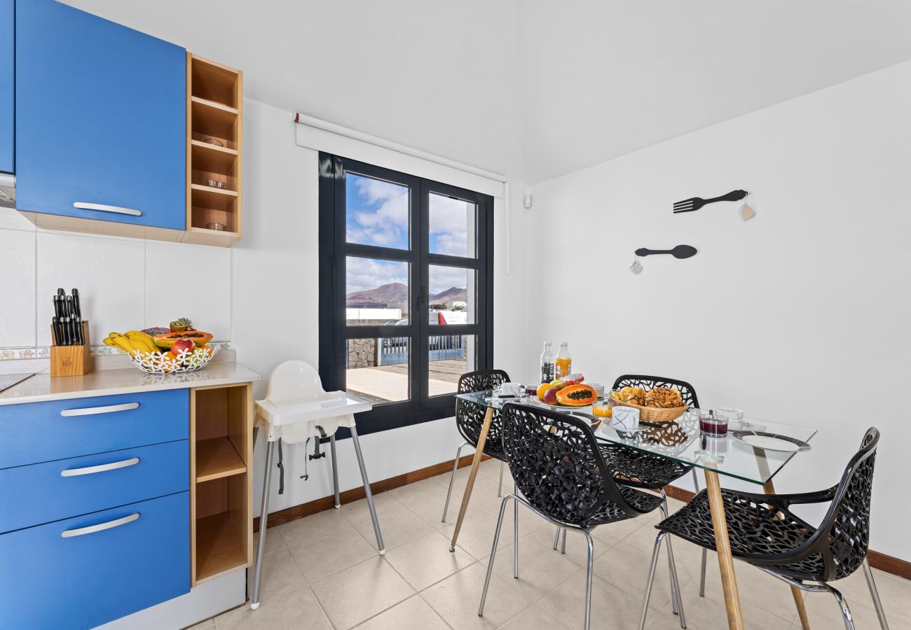Villa en Playa Blanca - Villa Dream Room By Escape Home