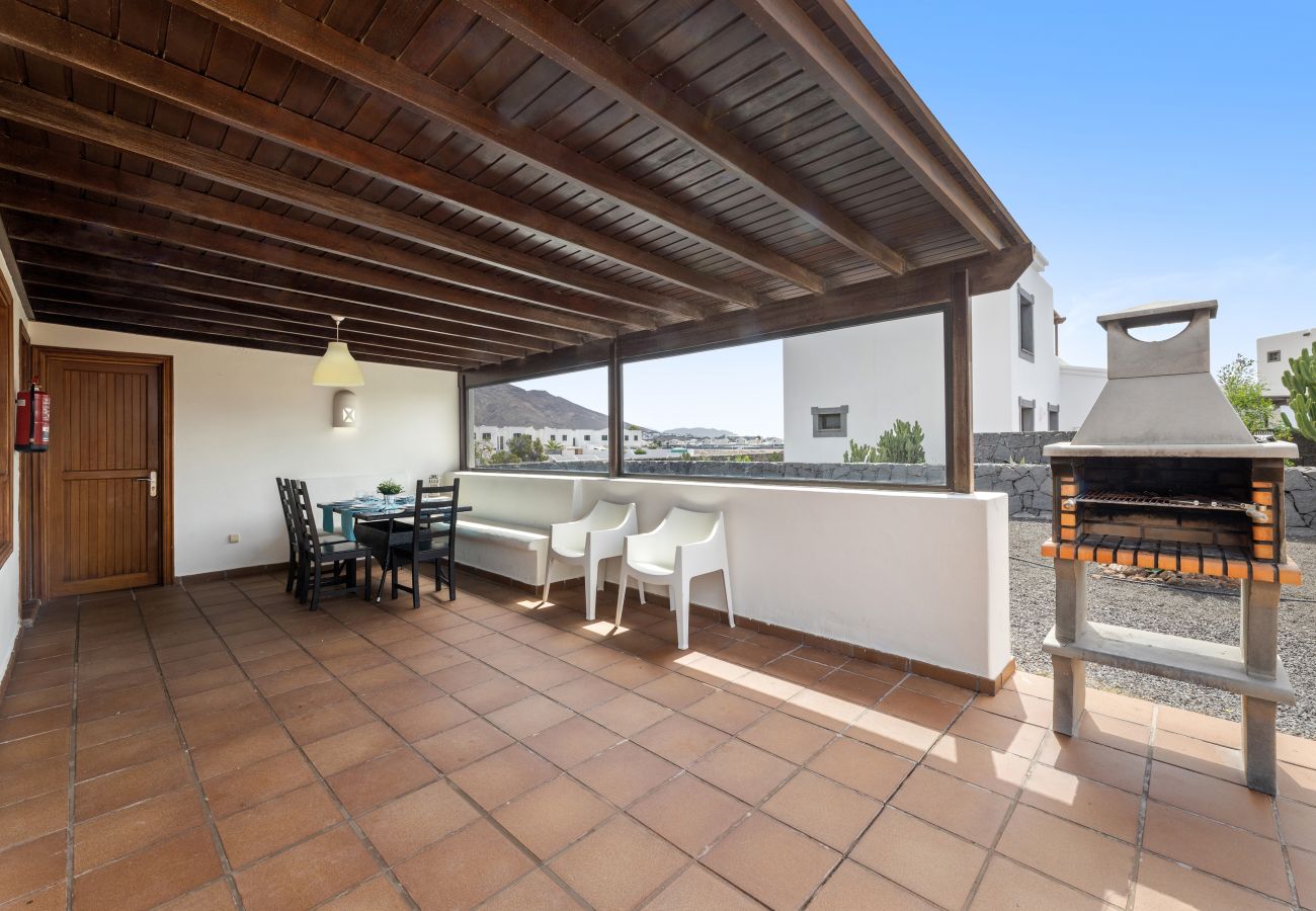 Villa en Playa Blanca - Villa Zafiro 17 By Escape Home