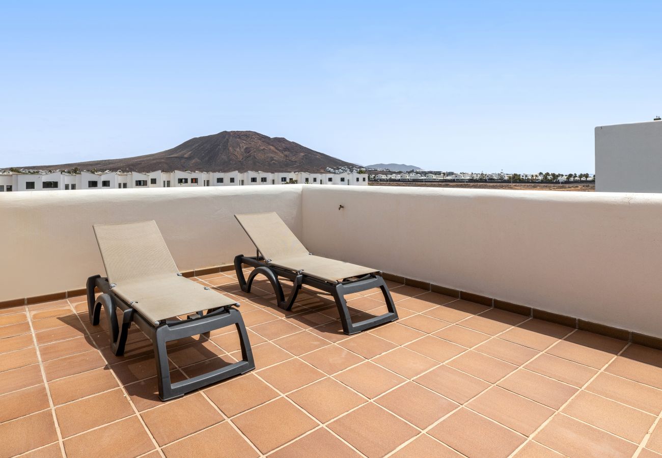 Villa en Playa Blanca - Villa Zafiro 17 By Escape Home