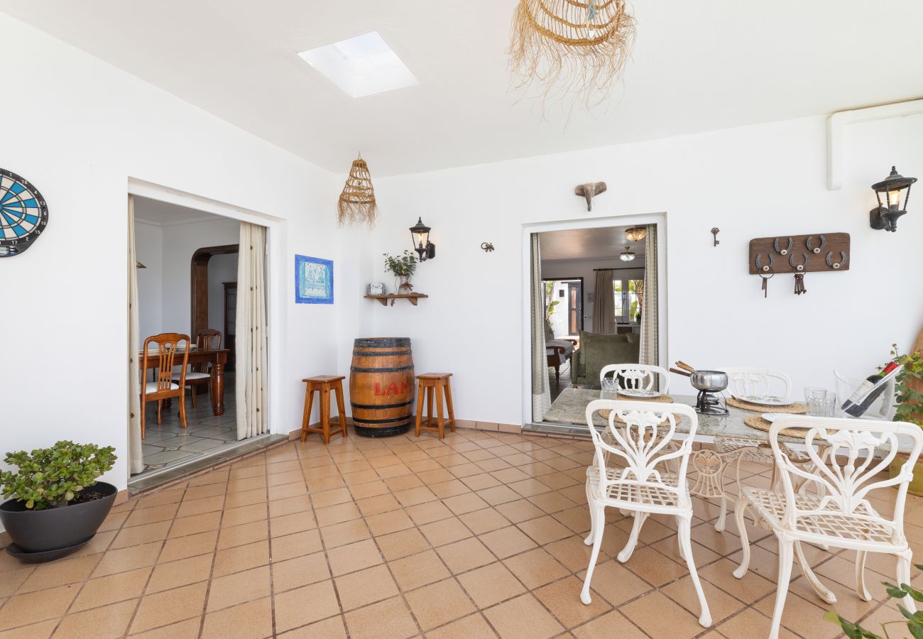 Villa en Nazaret - Casa Strelitzia by Escape Home