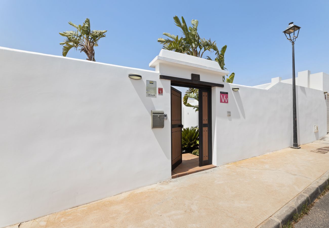 Villa en Nazaret - Casa Strelitzia by Escape Home