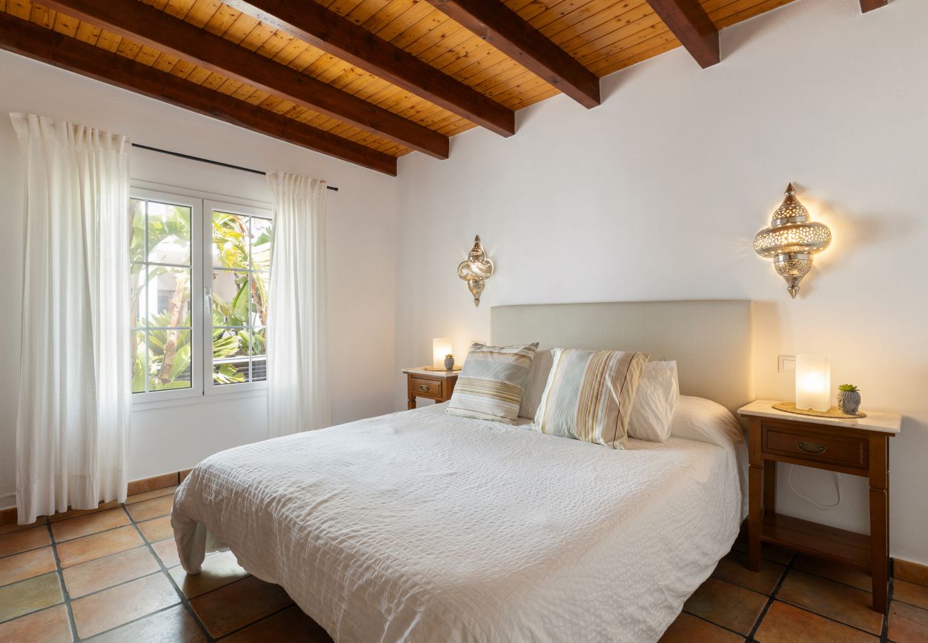 Villa en Nazaret - Casa Strelitzia by Escape Home