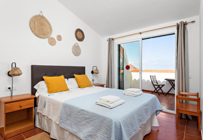 Ferienwohnung in Arenal d´en Castell - Apartamento Arenal Jardin by EscapeHome