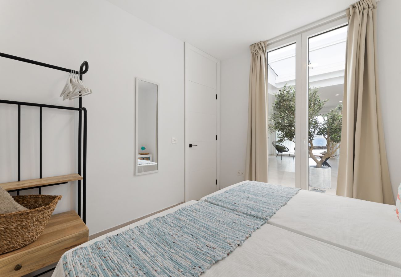 Ferienwohnung in Arrieta  -  Ocean Confort (PA) by Escape Home