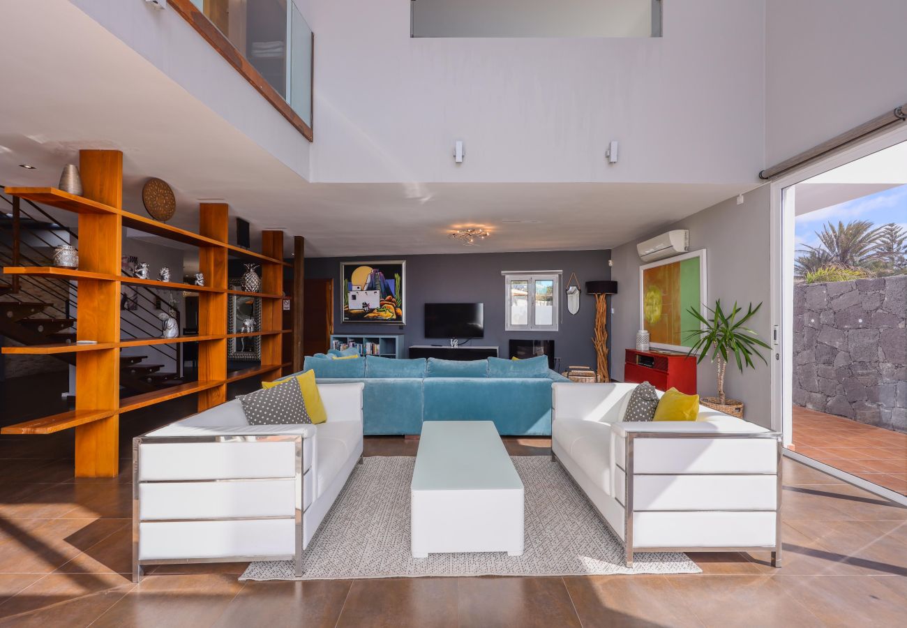 Villa in Tías - Casa Alma by Escape Home