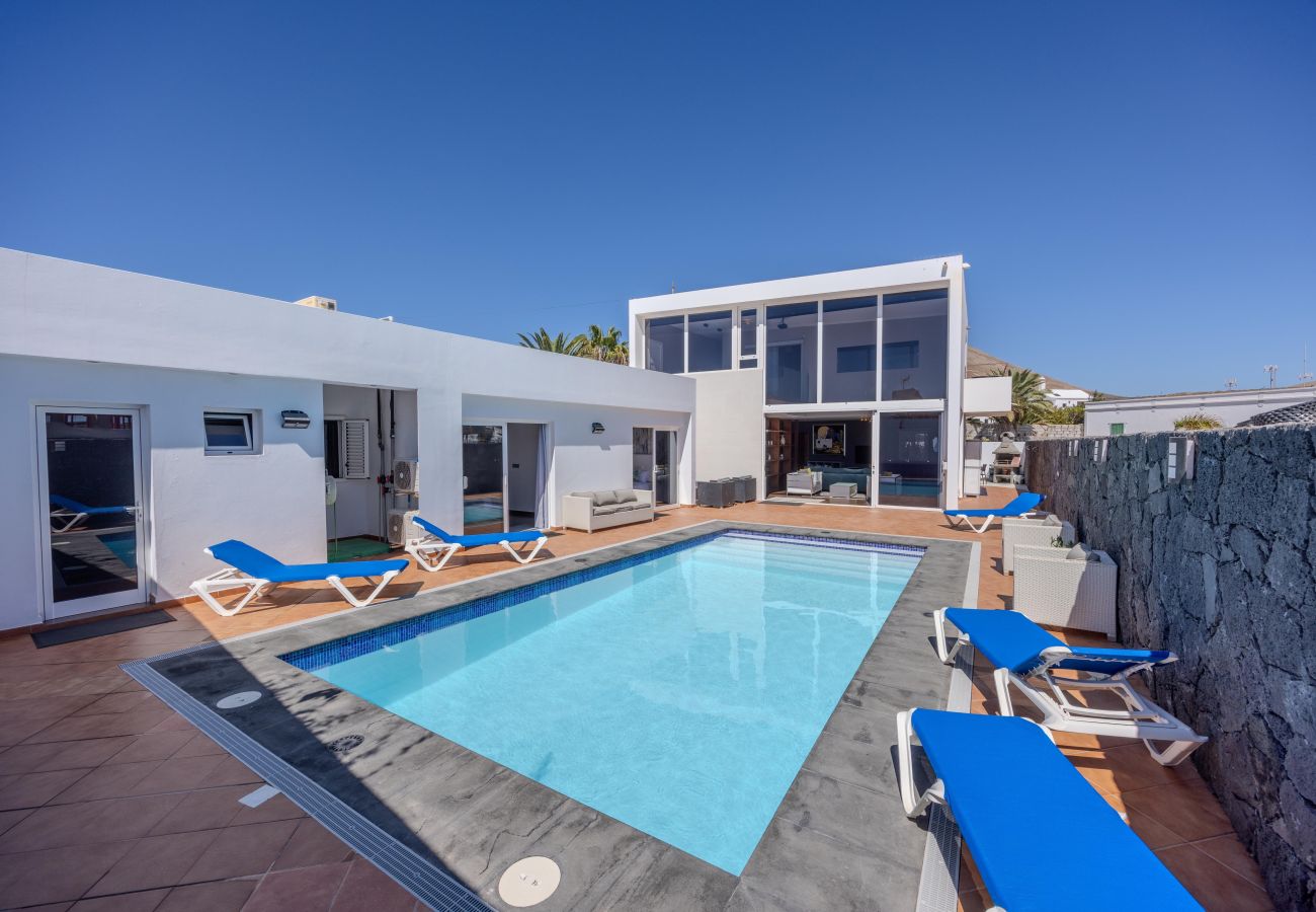 Villa in Tías - Casa Alma by Escape Home