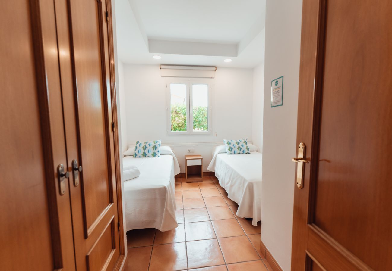 Villa in Cala Blanca - Villas Amarillas by Escape Home