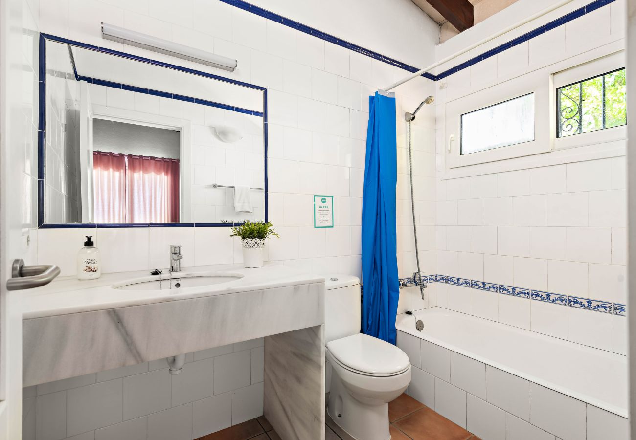 Villa in Binibeca - Villa Ribes by Escape Home
