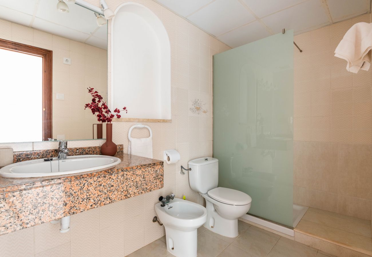 Villa in Son Bou - Villa Zodiaco Aries by Escape Home