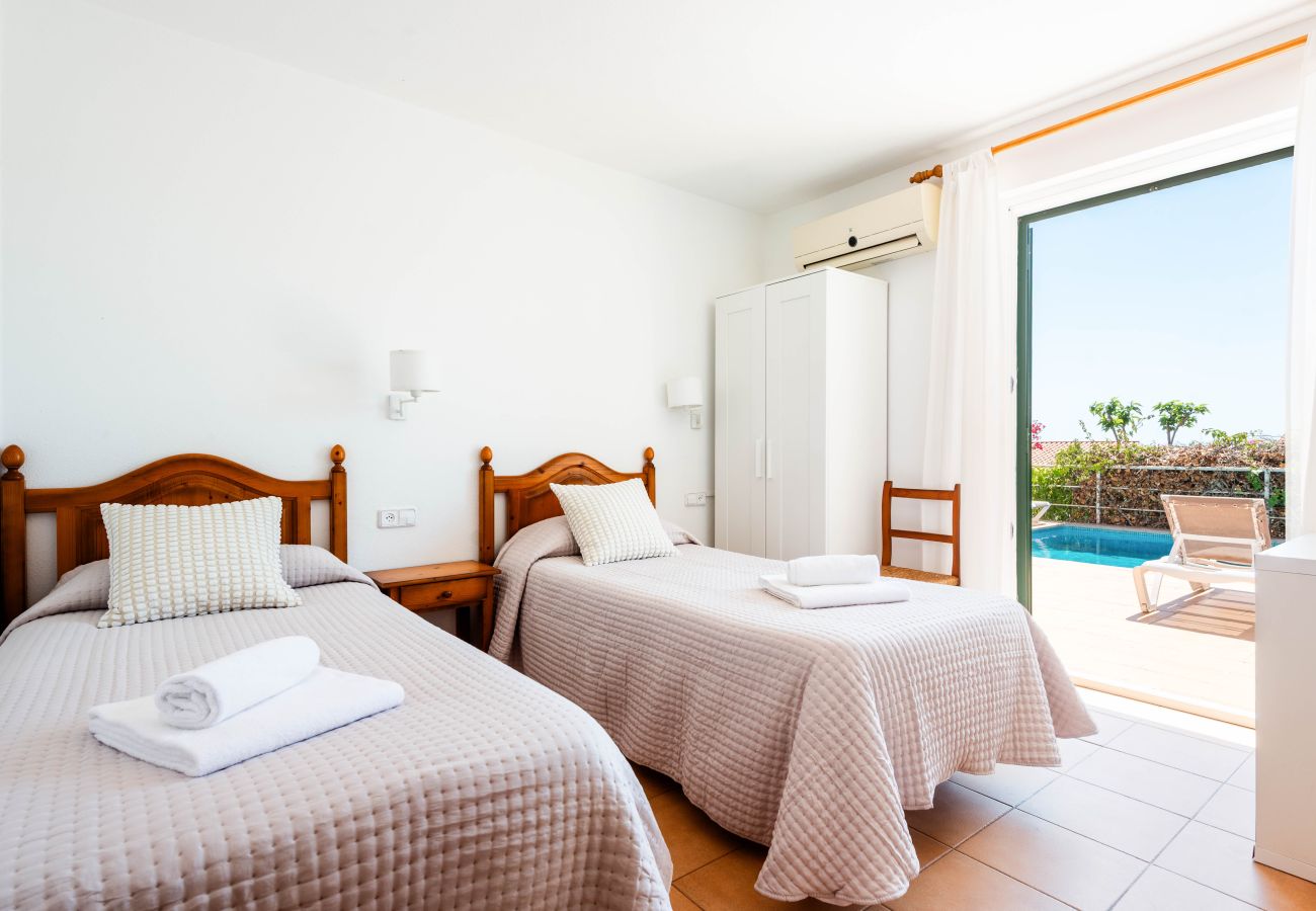 Villa in Santo Tomas - Villa Ana by Escape Home