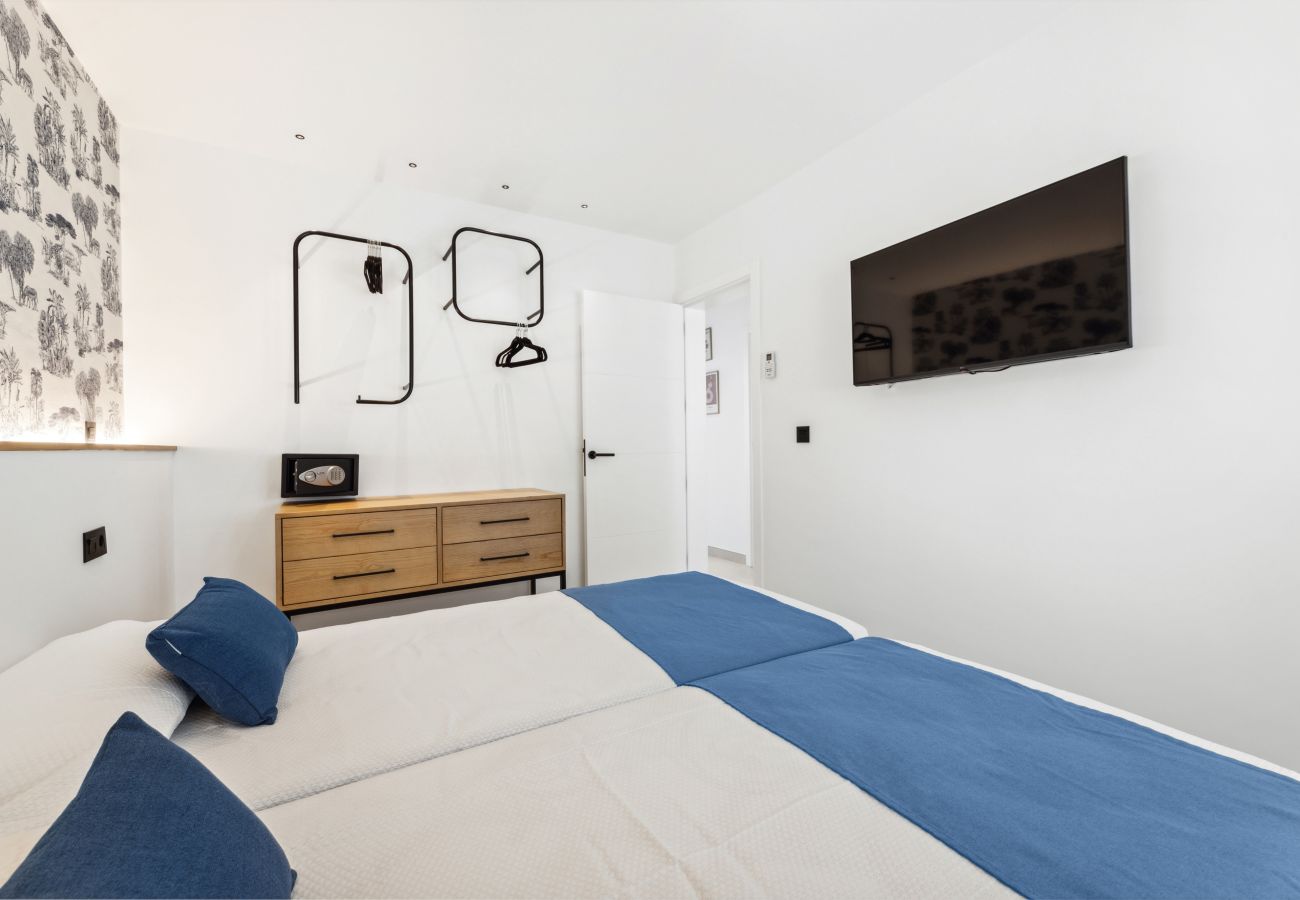 House in Puerto del Carmen - Casa Kiwi by Escape Home