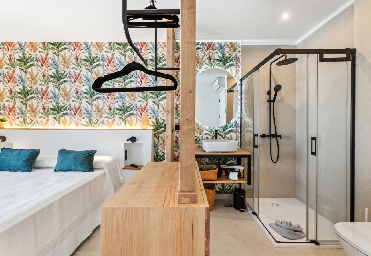House in Puerto del Carmen - Casa Kiwi by Escape Home