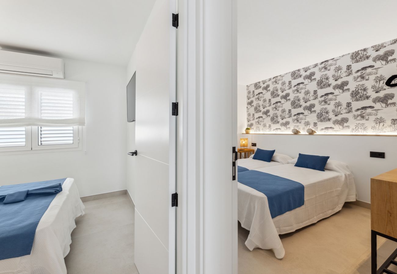 House in Puerto del Carmen - Casa Kiwi by Escape Home