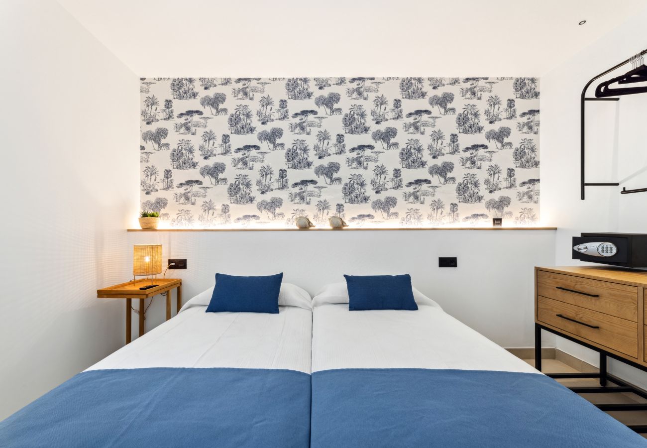 House in Puerto del Carmen - Casa Kiwi by Escape Home