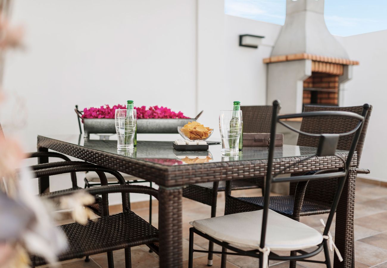 Villa in Playa Blanca - Casa Clara by  Escapehome