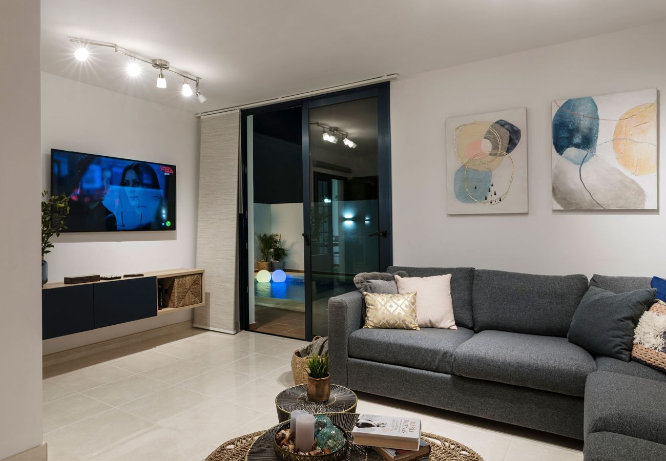 Villa in Playa Blanca - Casa Clara by  Escapehome