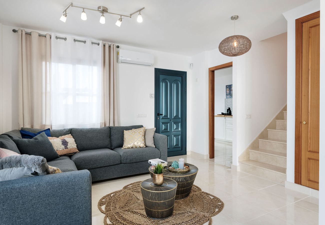 Villa in Playa Blanca - Casa Clara by  Escapehome