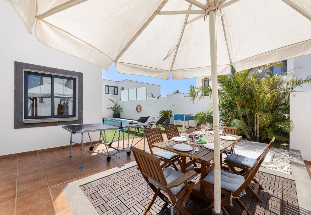 Villa in Playa Blanca - Casa Clara by  Escapehome