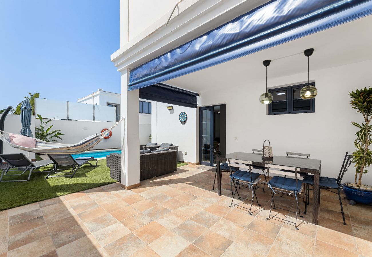 Villa in Playa Blanca - Casa Clara by  Escapehome