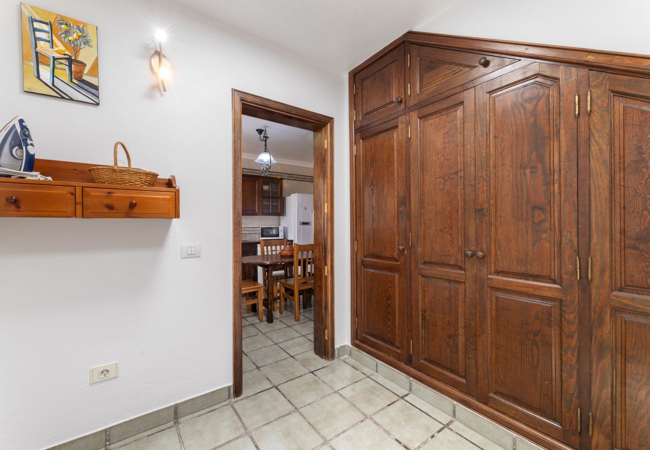 Villa in Nazaret - Casa Strelitzia by Escape Home